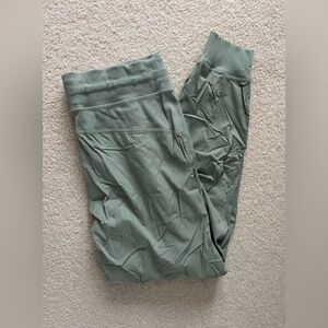 lululemon dance studio jogger